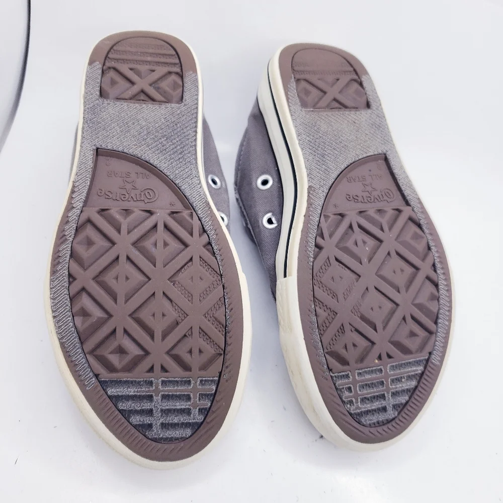 Converse Gray Canvas Low Top Chucks Slip On Shoes Boys Youth Size 2